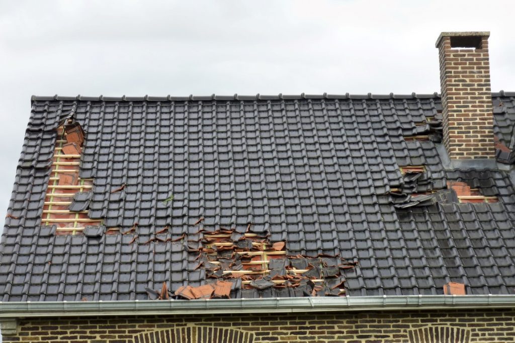 Roofers Dublin Prevent Expensive Roof Repairs from Storm Damage